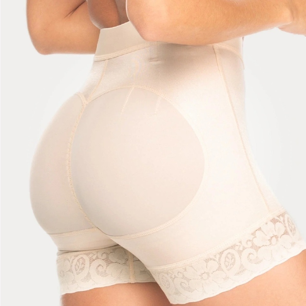 Seamless Shapewear Shorts